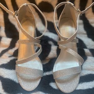 DREAM PAIRS Womens Ankle Strap Dress Pump Low Chunky Heels Sandals